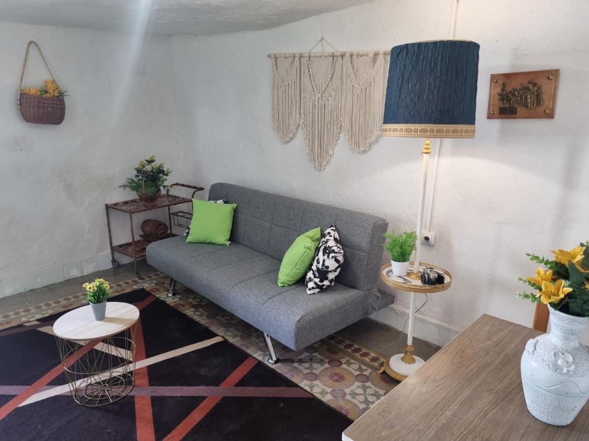 Apartamentos La Cueva Paterna Extérieur photo