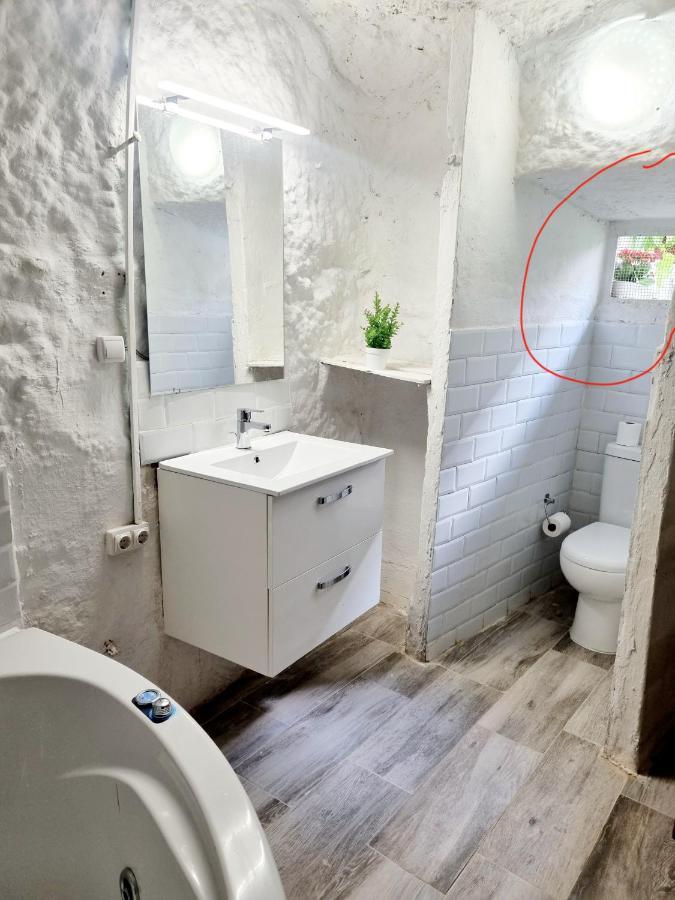 Apartamentos La Cueva Paterna Extérieur photo